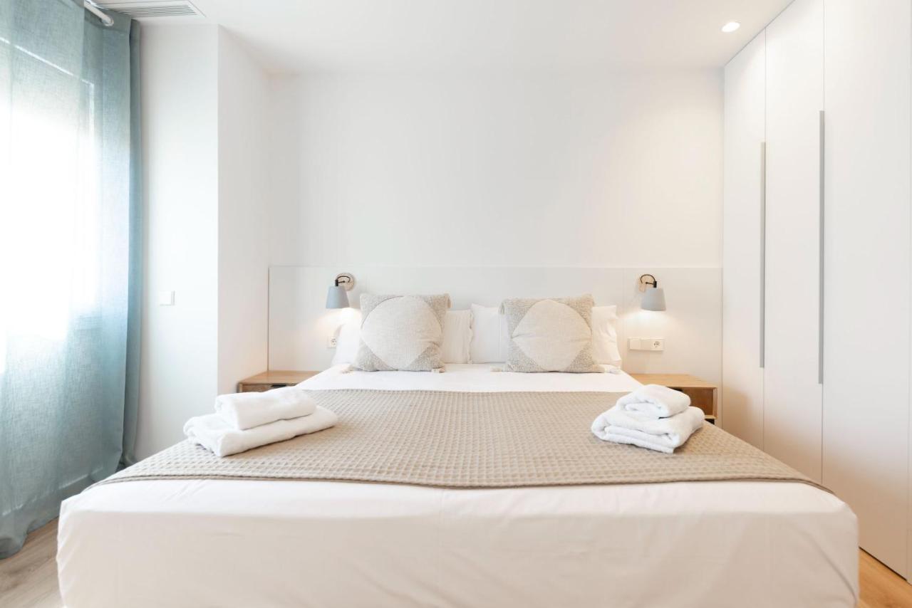Bravissimo Falco, 3 Bedrooms And Balcony Girona Exteriör bild